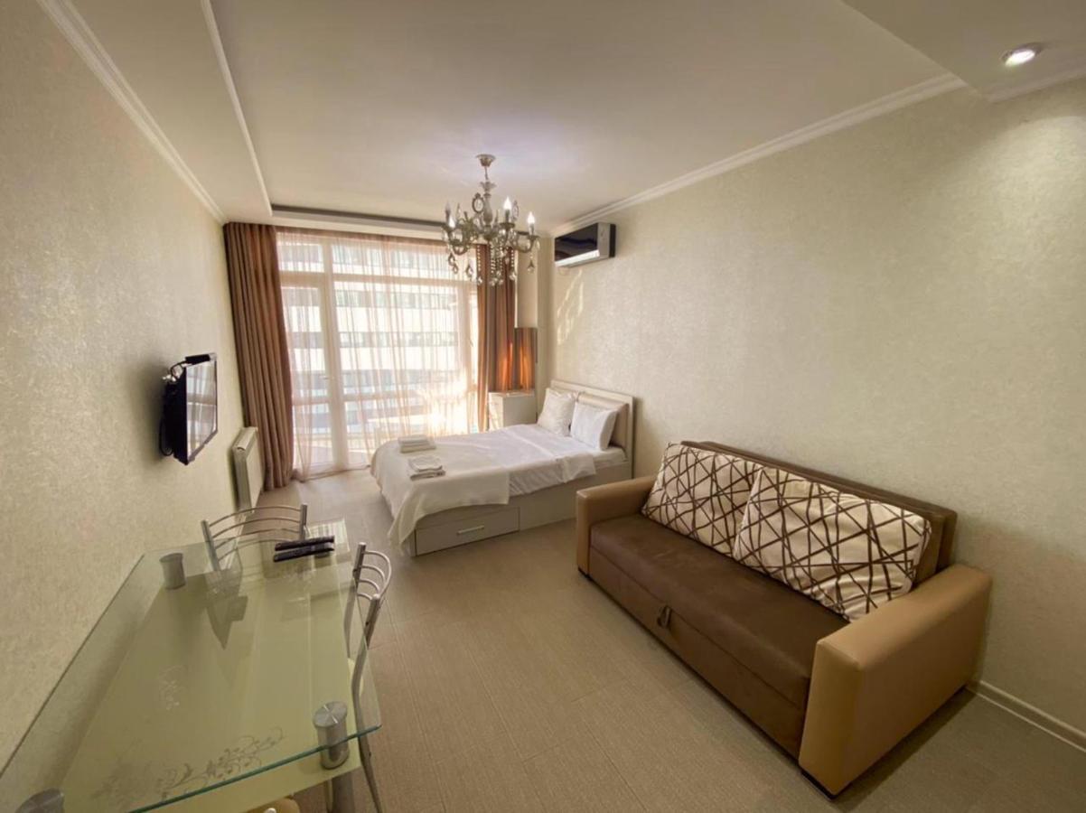 Cozy Studio Apartment-Sea View Батуми Экстерьер фото